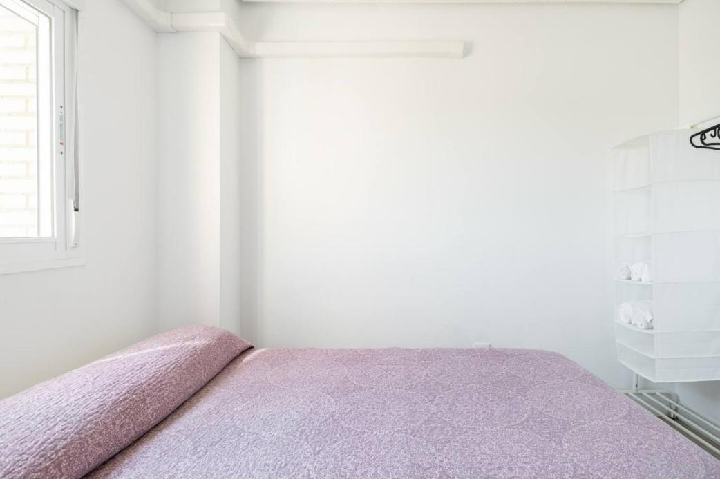 Apartamento Amplio Con 4 Habitaciones Y 2 Banos - Great Apartment With 4 Rooms - 2 Baths Sevilla Eksteriør bilde
